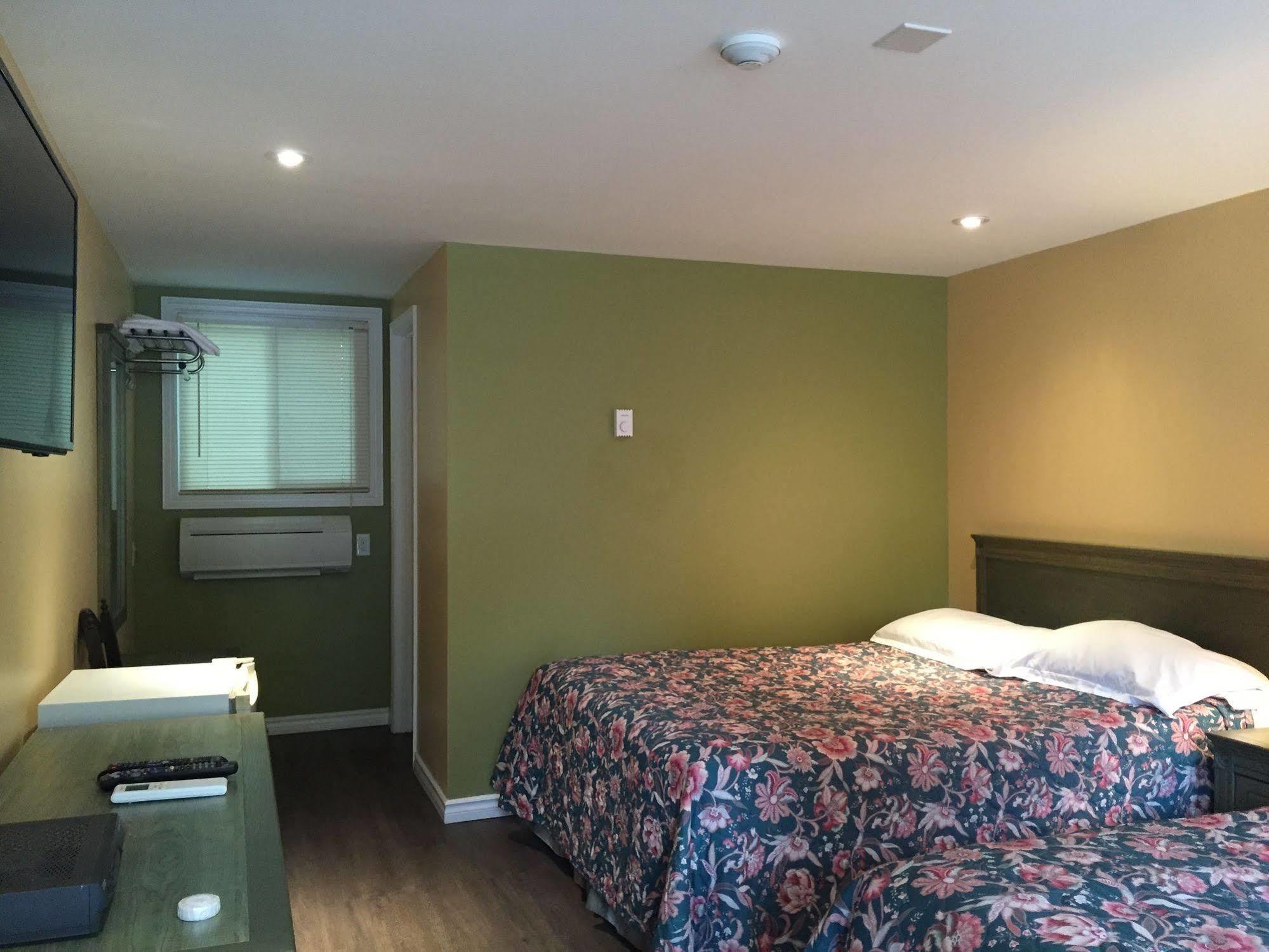 Meaford Inn Экстерьер фото