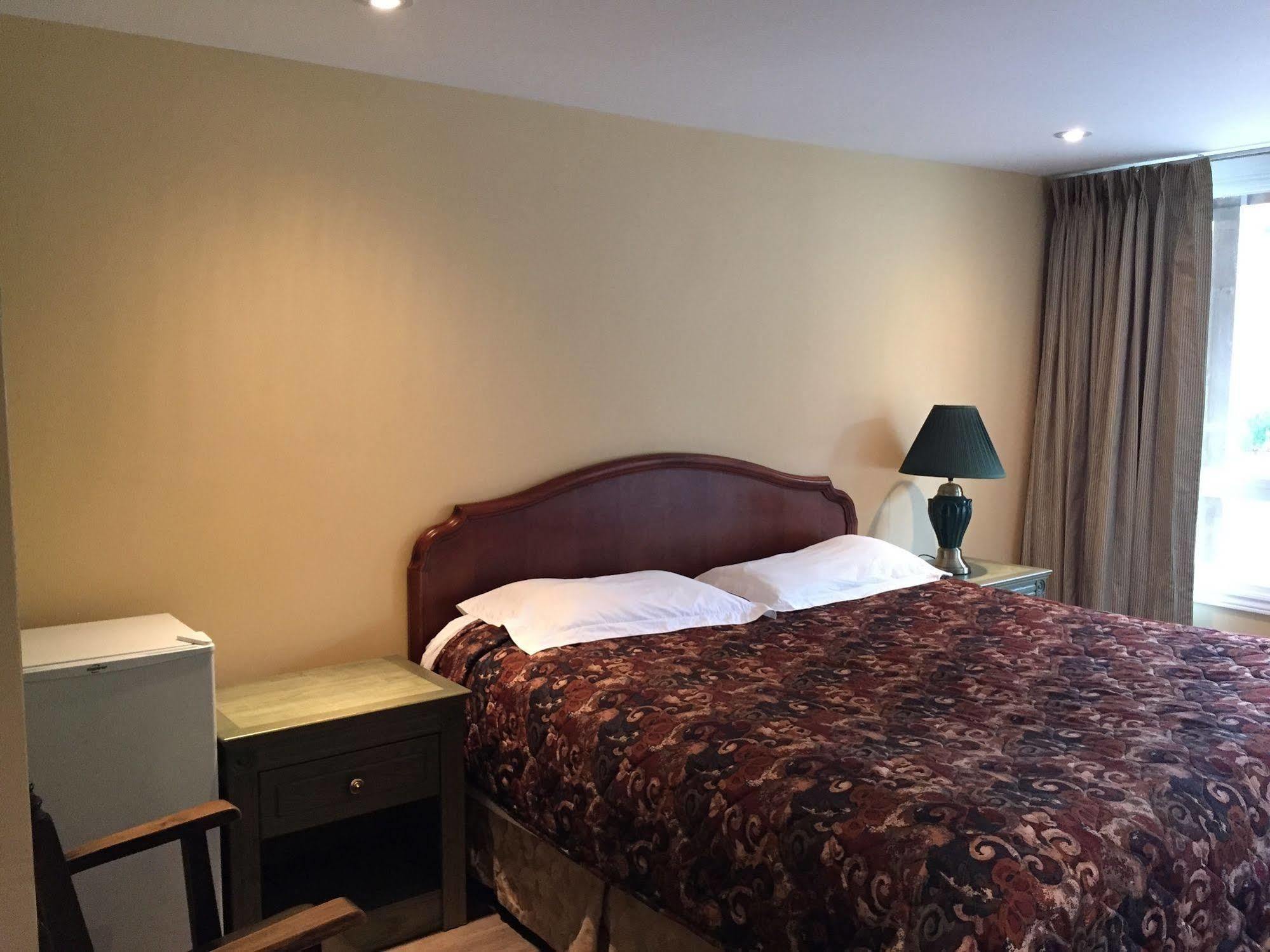 Meaford Inn Экстерьер фото